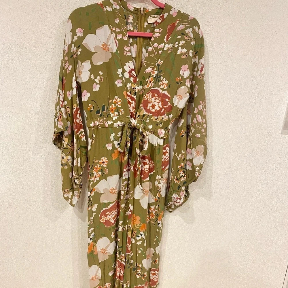 ByTiMo Floral Jumpsuit Size Small EUC